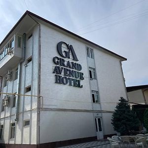 Grand Avenue Hotel
